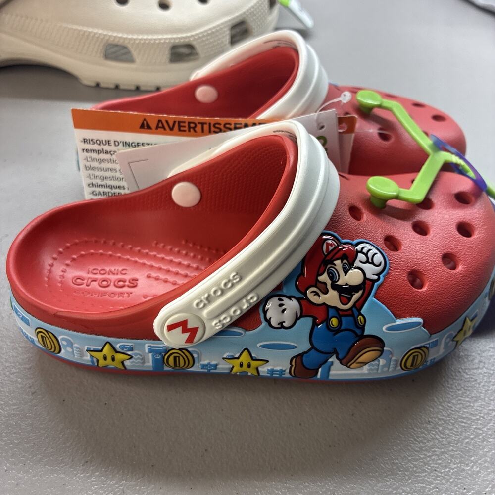 New Limited edition Super Mario Light-Up Crocs Kids Size 10c c10 - Picture 1 of 5